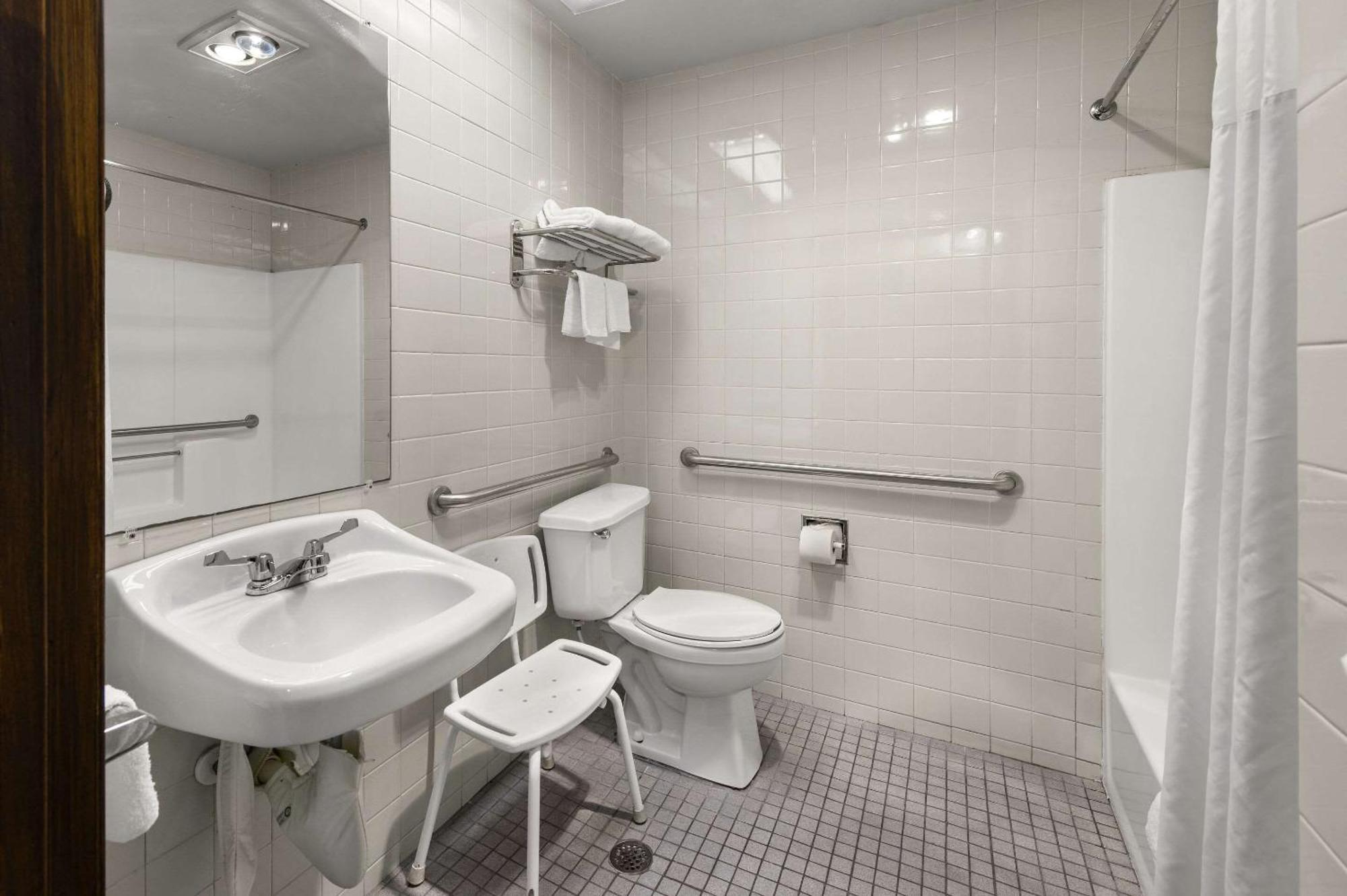 Suburban Studios Kansas City Airport North Platte City Buitenkant foto
